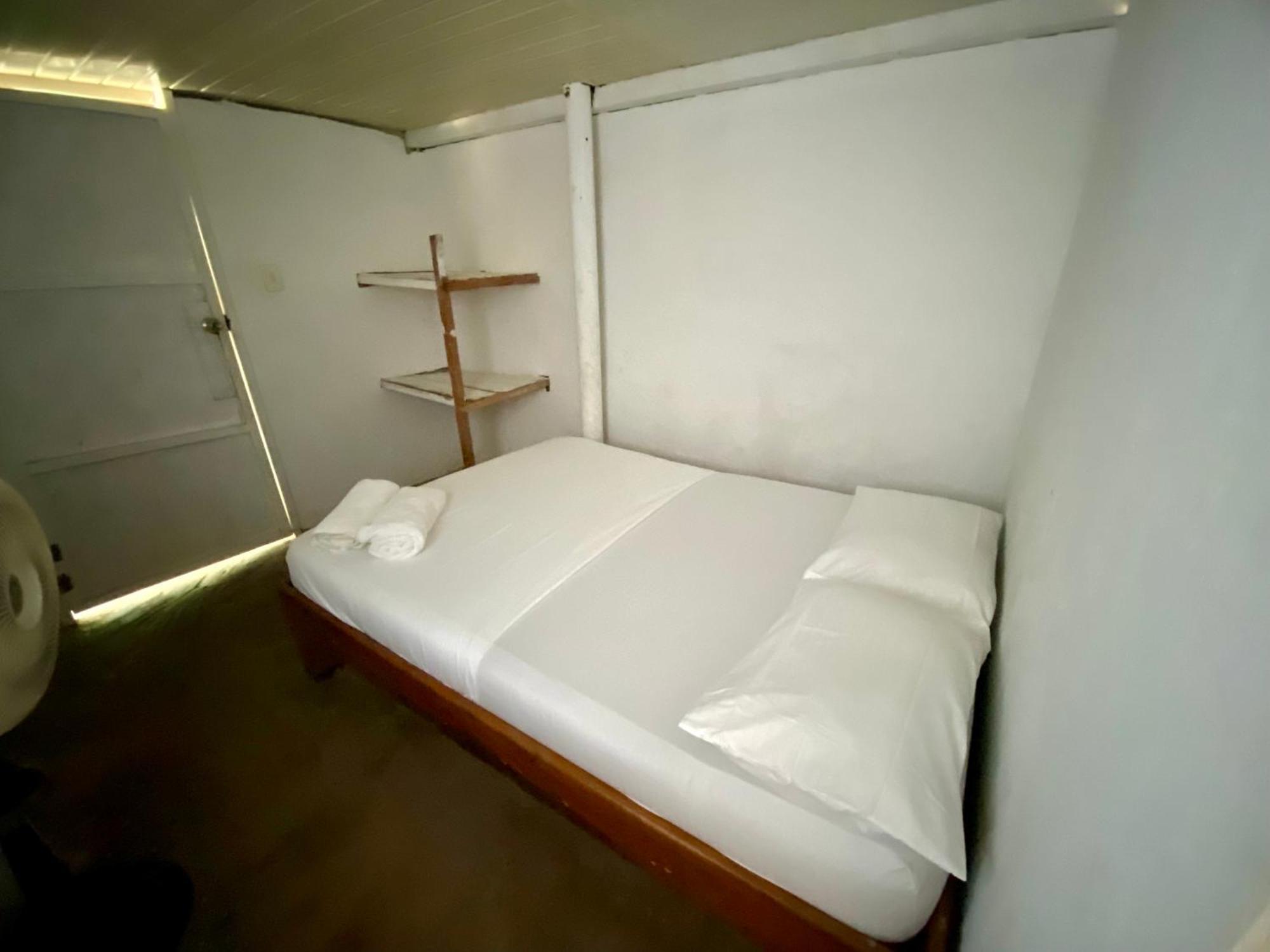 Eco Hostal Estrella De Mar ムクラ島 エクステリア 写真