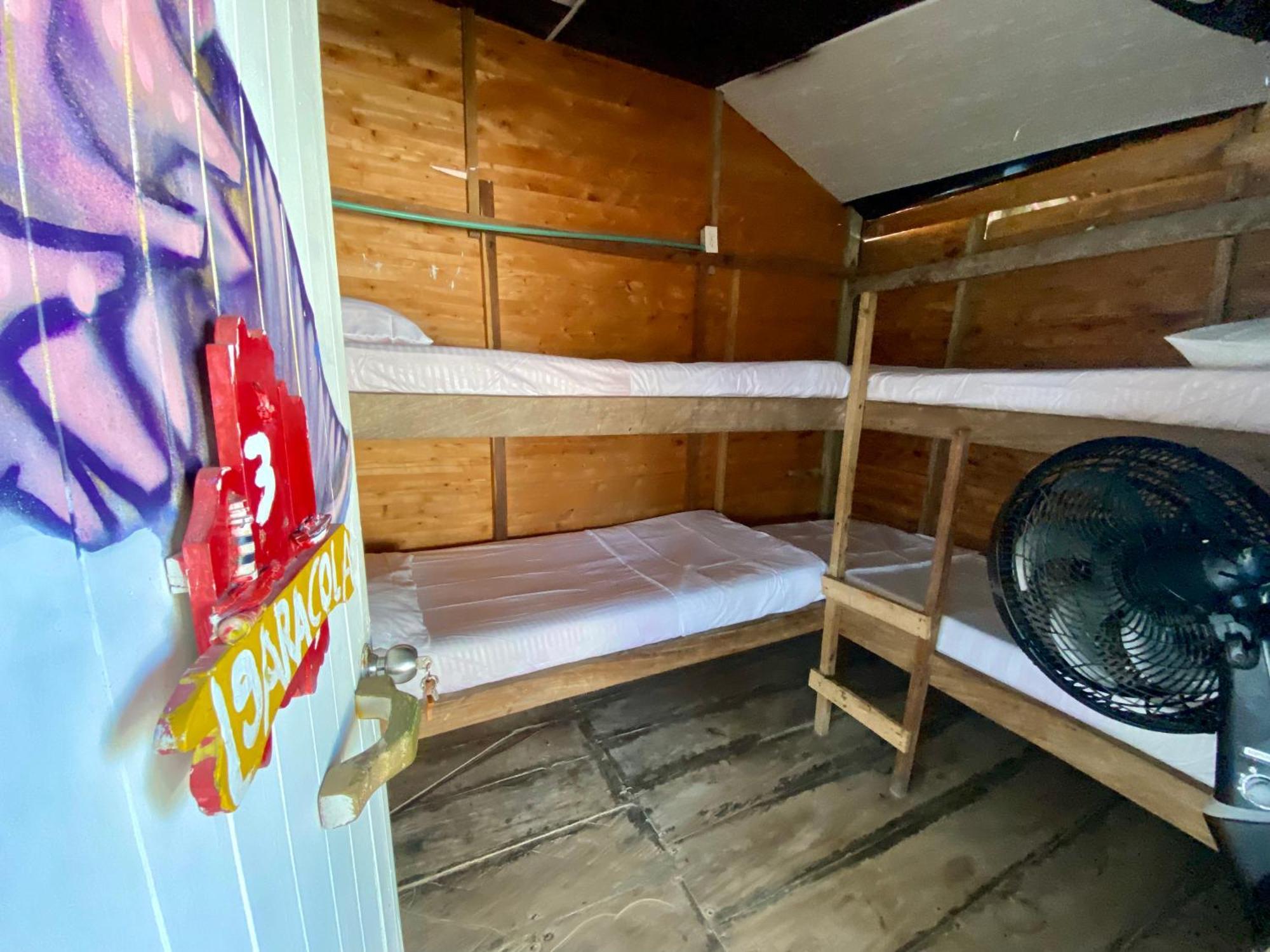 Eco Hostal Estrella De Mar ムクラ島 エクステリア 写真