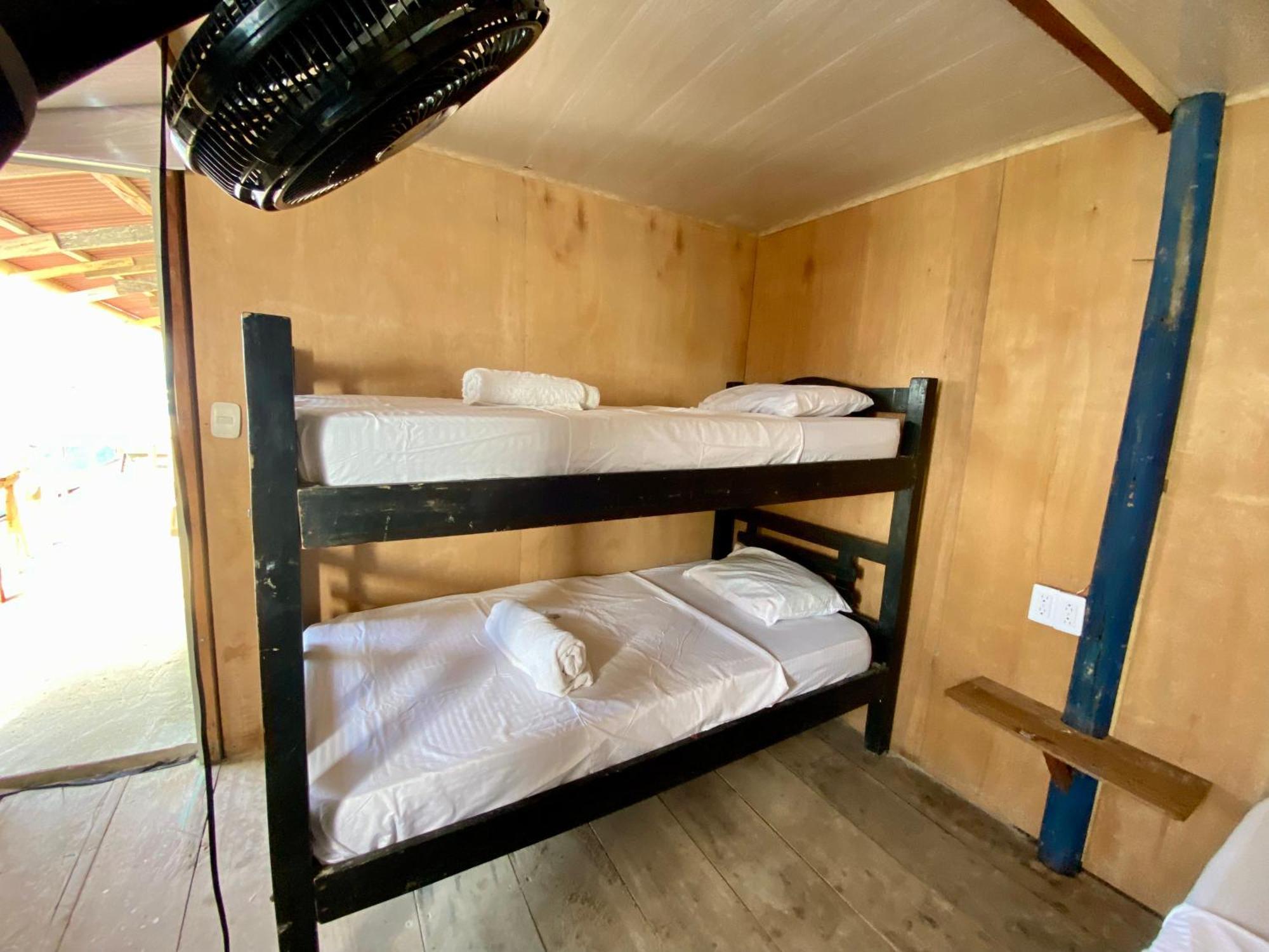 Eco Hostal Estrella De Mar ムクラ島 エクステリア 写真